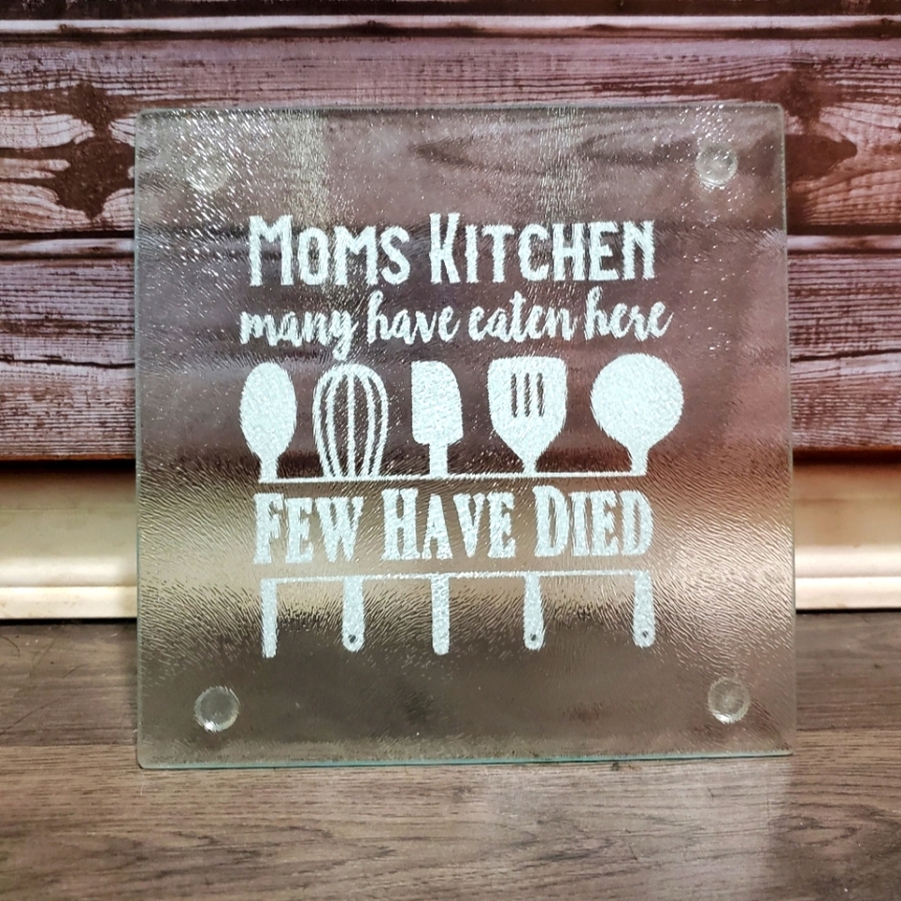 Glass cutting board